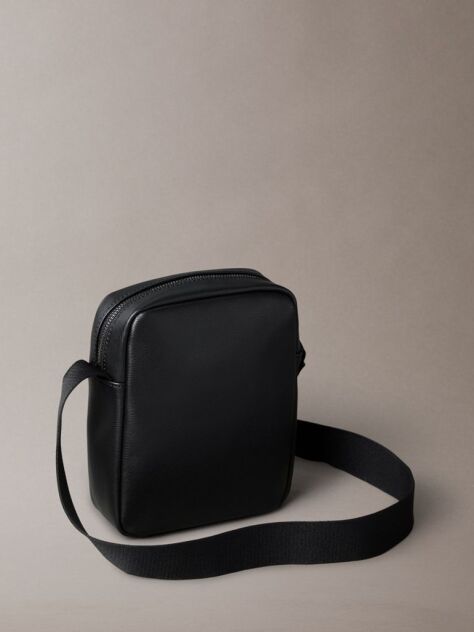 Black Textured Zip Reporter Bag  Men