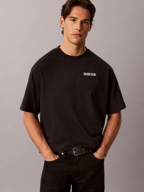 Μαύρο T-shirt Σε Χαλαρή Γραμμή Με Graphic Σχέδιο "Calvins Or Nothing"  Άνδρας