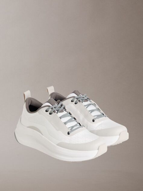 White Emblem Logo Chunky Runner Trainers  Women