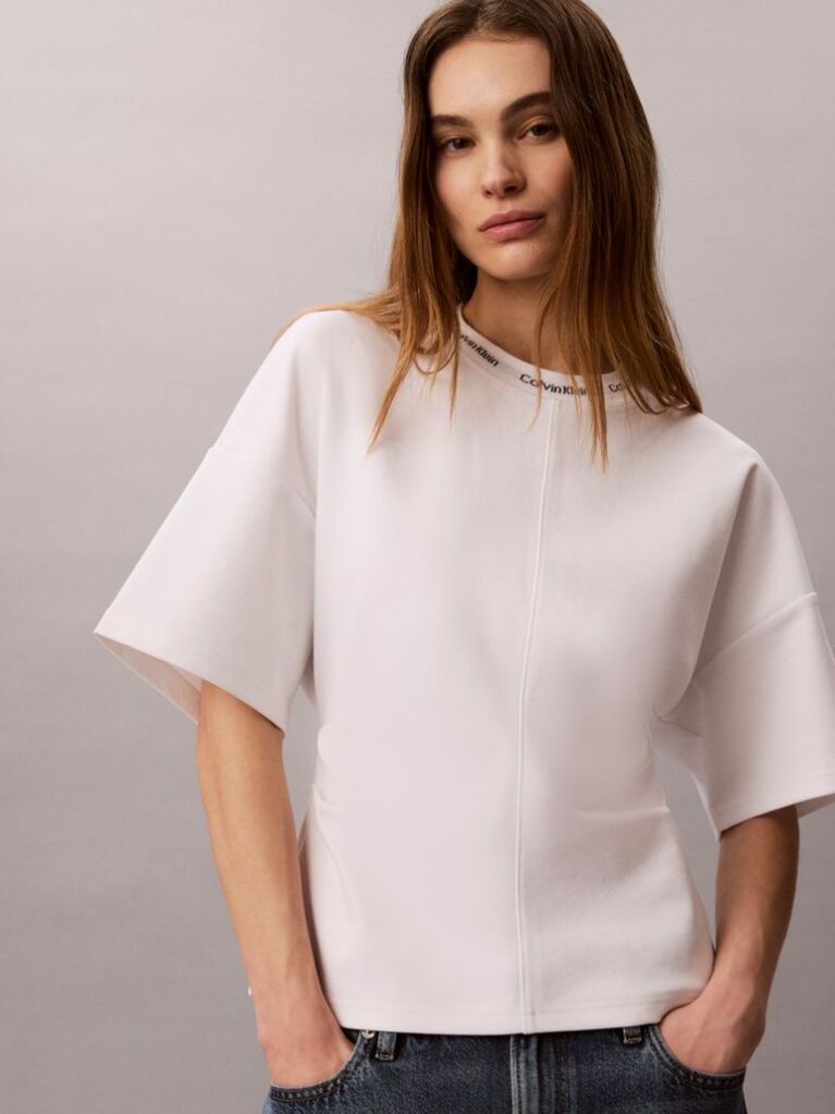 Λευκό Boxy T-Shirt Με Ζακάρ Λογότυπο  Γυναίκα