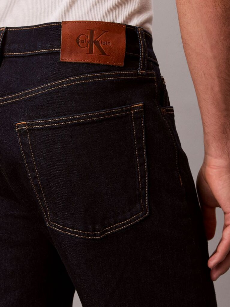 Denim Τζιν Με Ίσια Γραμμή Και Διακοσμητικές Ραφές  Άνδρας