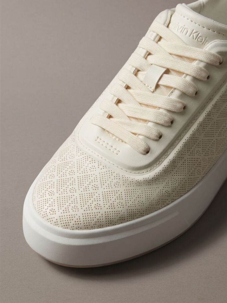 Λευκό Cupsole Sneakers Με Διάτρητο Μοτίβο  Γυναίκα