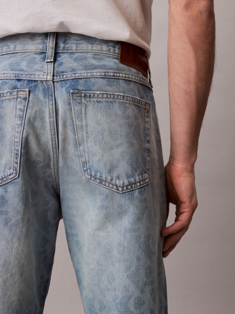 Denim 90s Straight Logo Jeans  Men