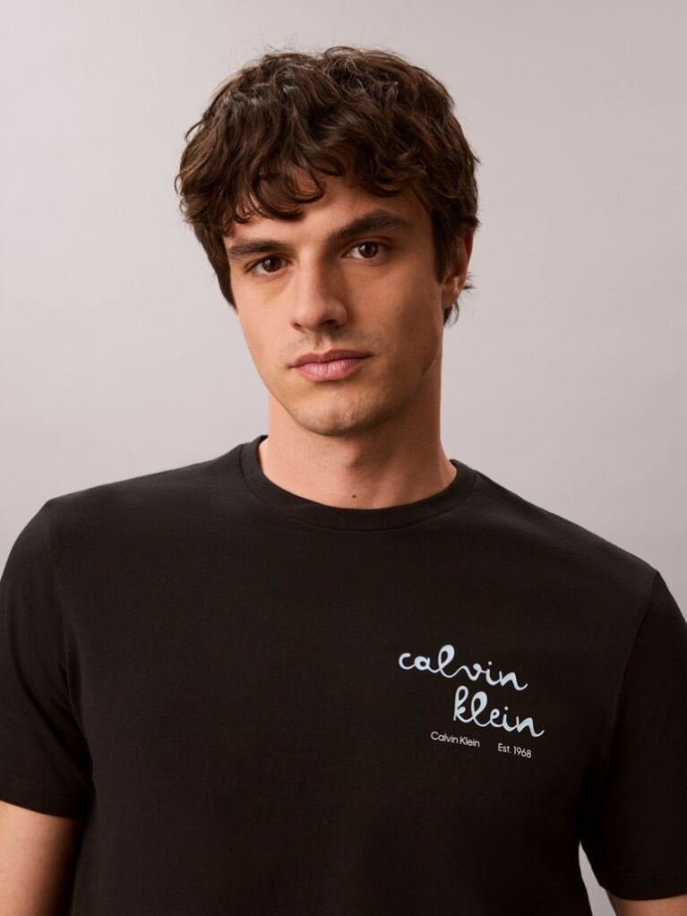 Μαύρο T-Shirt Με Γραφικό Λογότυπο Και Στρογγυλή Λαιμόκοψη  Άνδρας