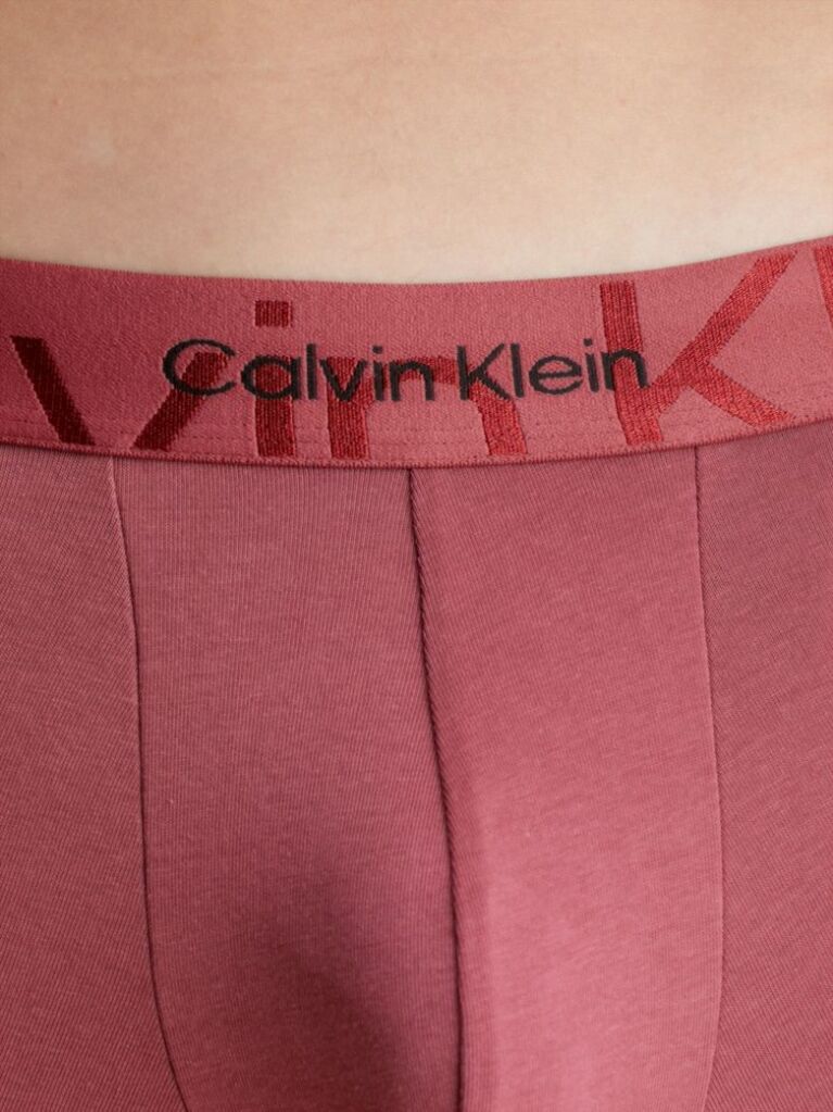 Red Trunk - Embossed Icon  Men