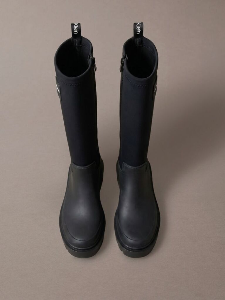 Black Knee-High Flexible Lug Sole Rainboots  Women