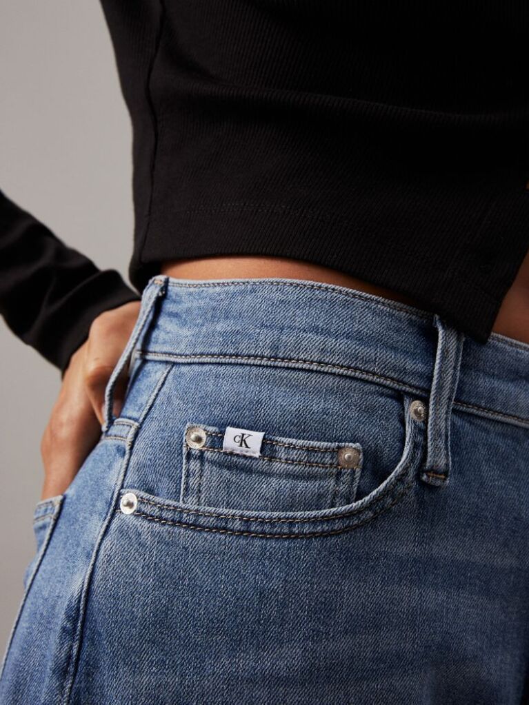 Denim Άνετο Ψηλόμεσο Τζιν  Γυναίκα