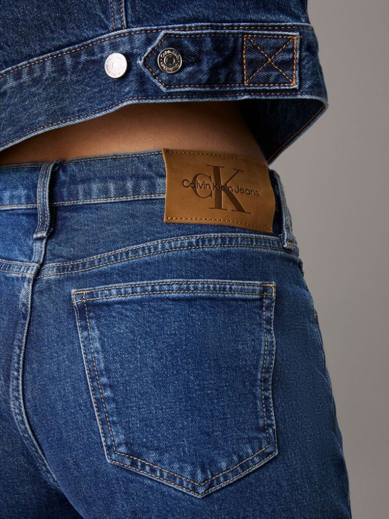 Denim Τζιν Σε Ίσια Γραμμή Με Χαμηλή Μέση  Γυναίκα