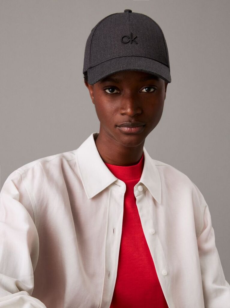 Black Linen Blend Cap  Women