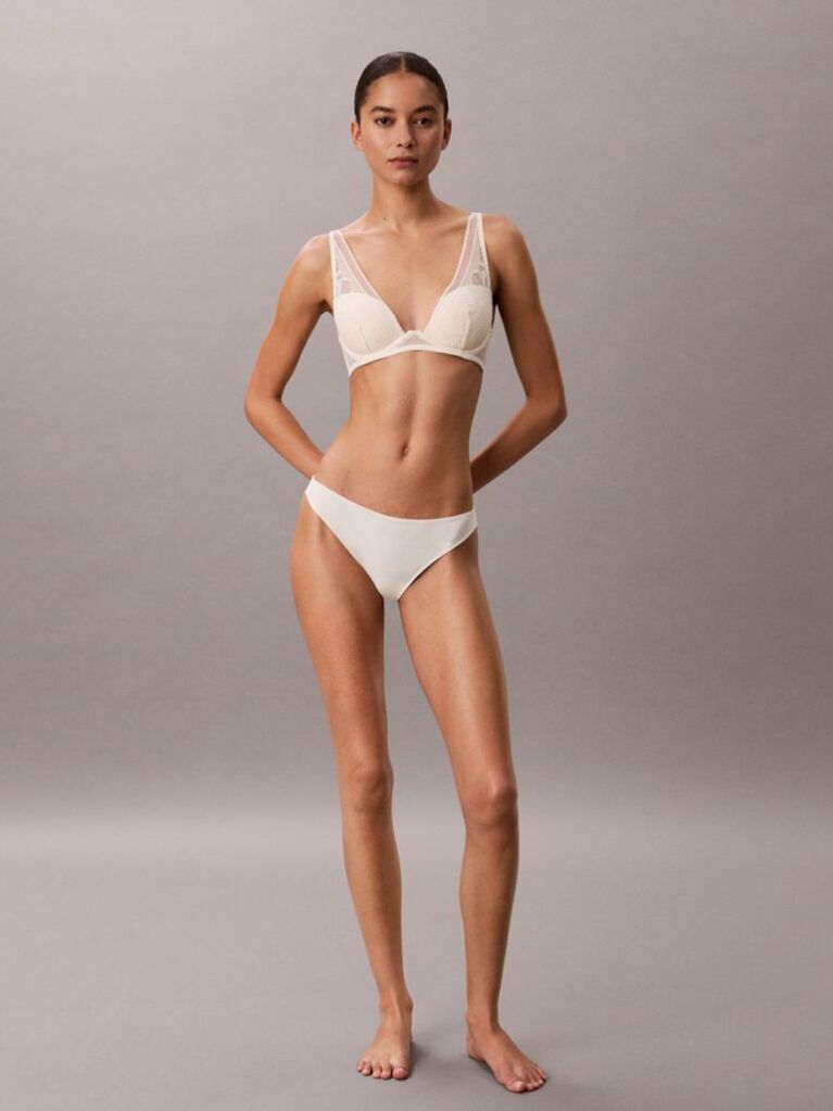 White Lightly Lined Plunge Bra - Signature Stretch Lace  Women