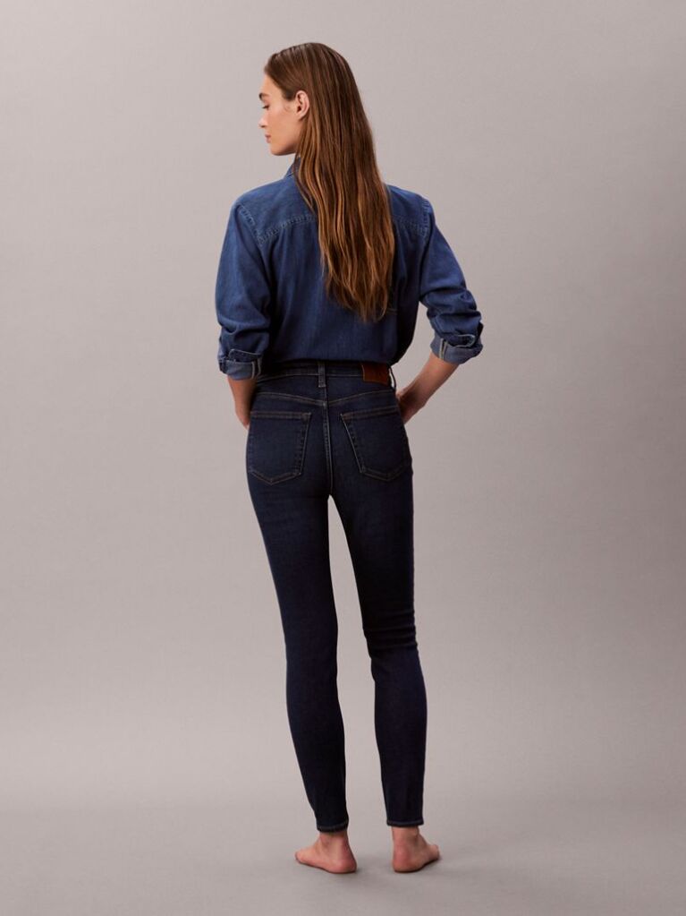 Denim Τζιν Με Skinny Γραμμή Και Κανονική Μέση  Γυναίκα