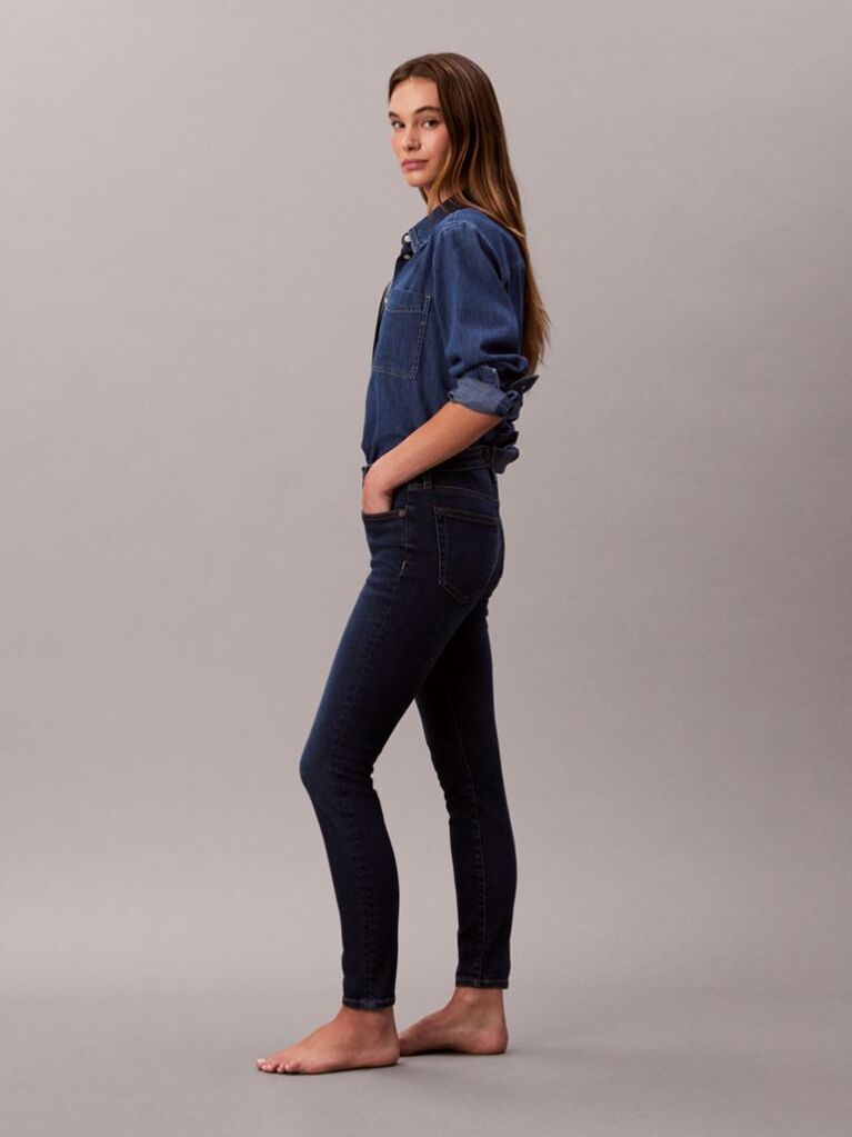 Denim Τζιν Με Skinny Γραμμή Και Κανονική Μέση  Γυναίκα