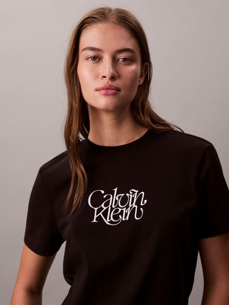 Μαύρο T-Shirt Σε Slim Γραμμή Με Λογότυπο  Γυναίκα
