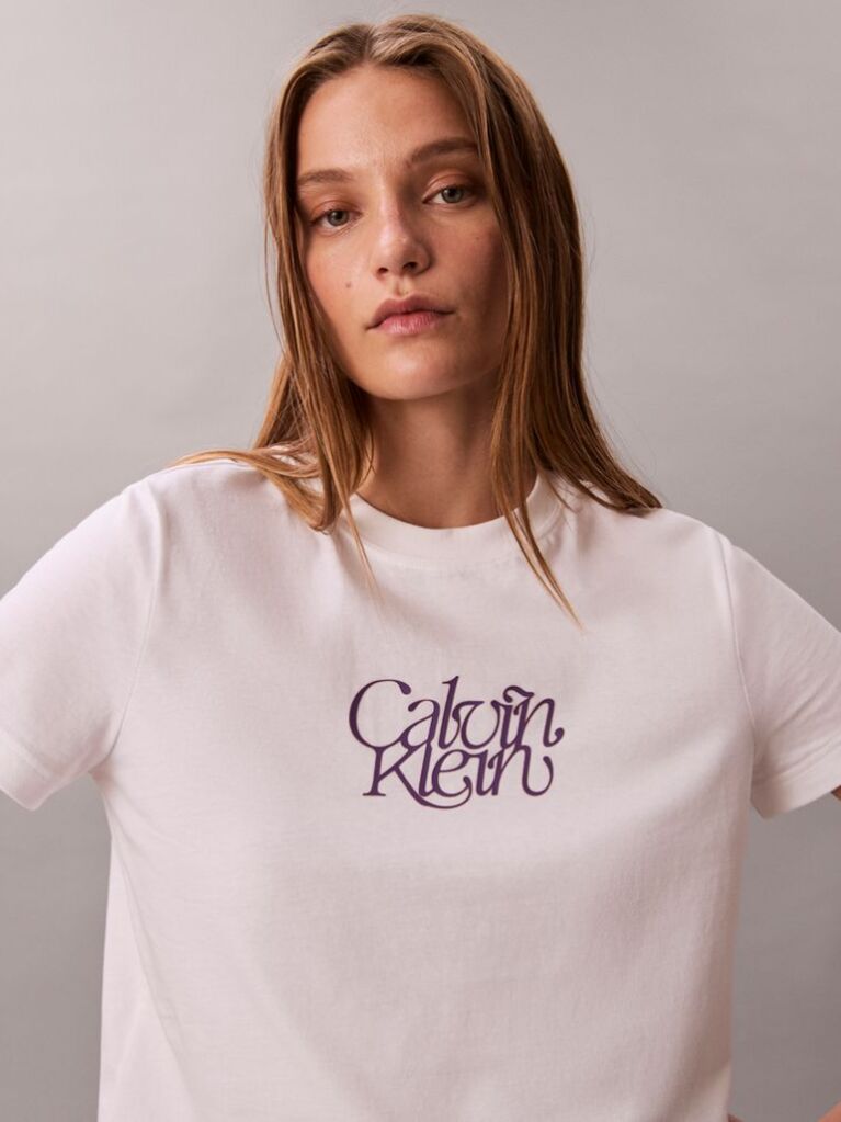 Λευκό T-Shirt Σε Slim Γραμμή Με Λογότυπο  Γυναίκα