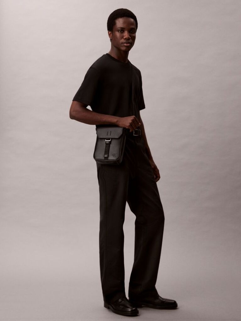 Black Cargo Flap Reporter Bag  Men