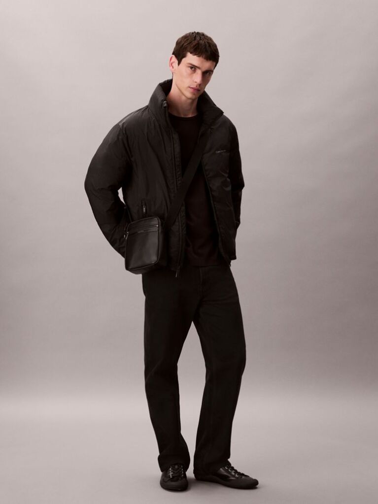 Black Textured Zip Reporter Bag  Men