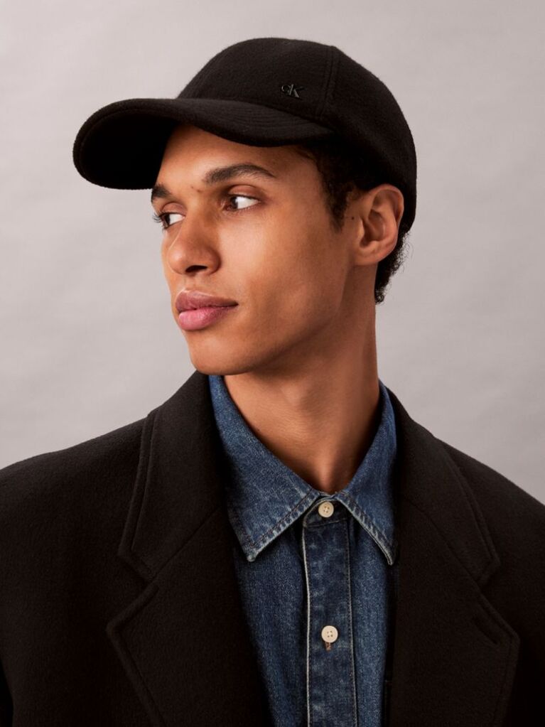 Black Felt Signature Logo Hardware Cap  Men
