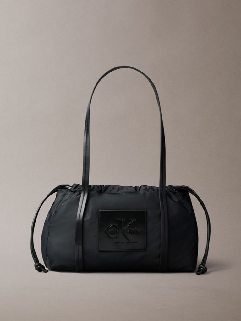 Μαύρο Τσάντα Satchel Με Ανάγλυφο Monologo  Γυναίκα