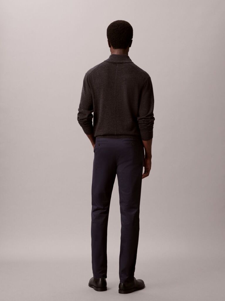 Γκρι Chino Παντελόνι Σε Slim Γραμμή Από Σατέν  Άνδρας