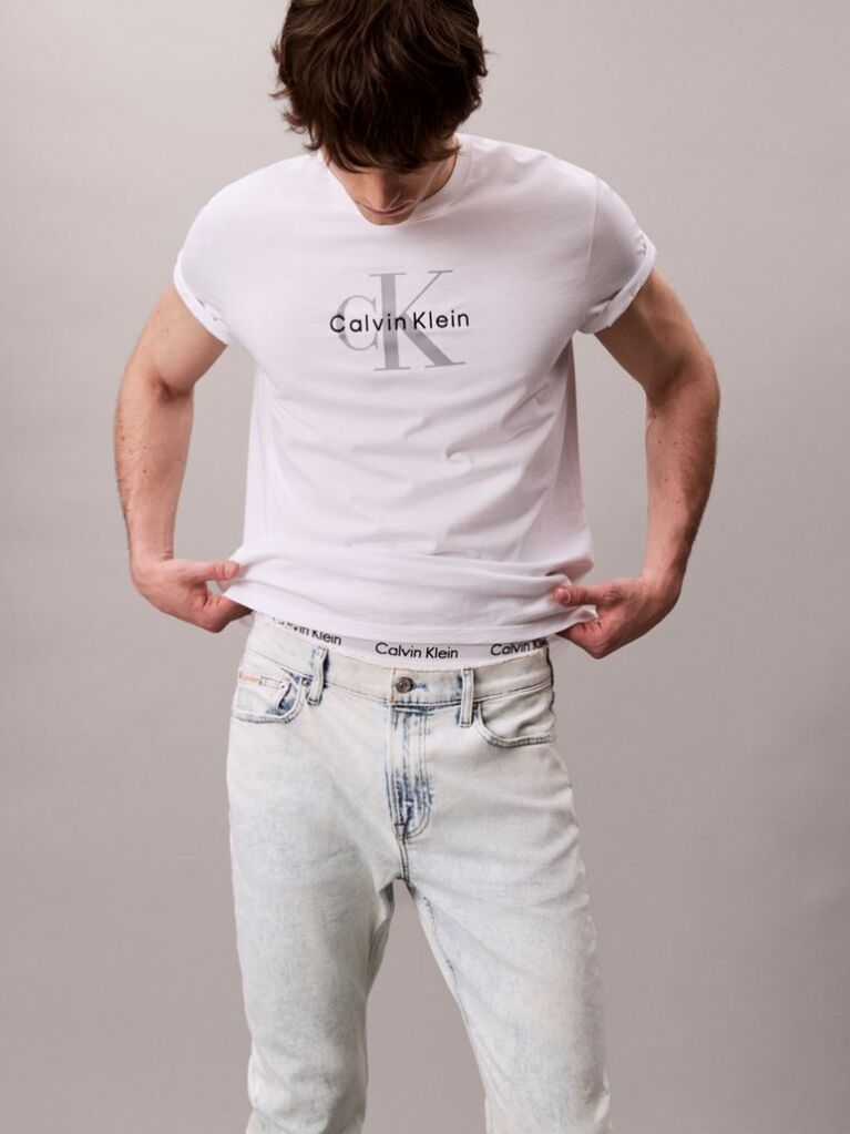 Denim Τζιν Με Εφαρμοστή Tapered Γραμμή  Άνδρας