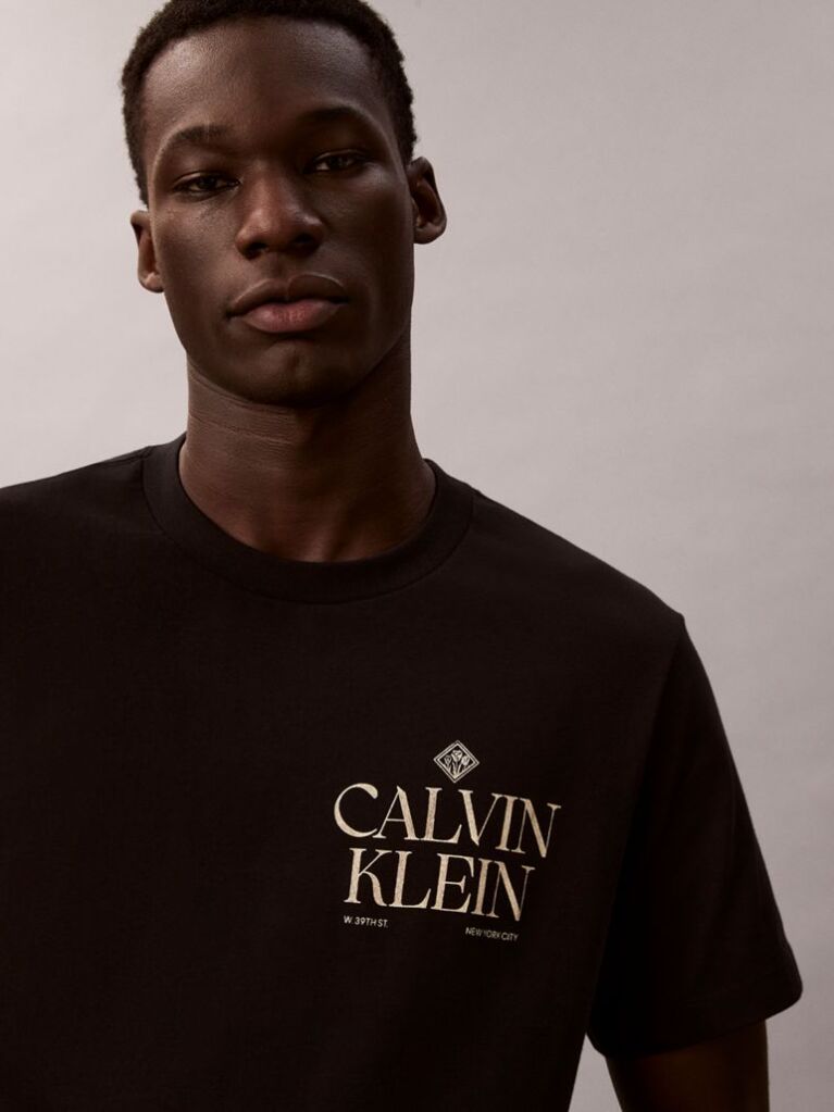 Black Logo Roses Graphic Classic T-Shirt  Men