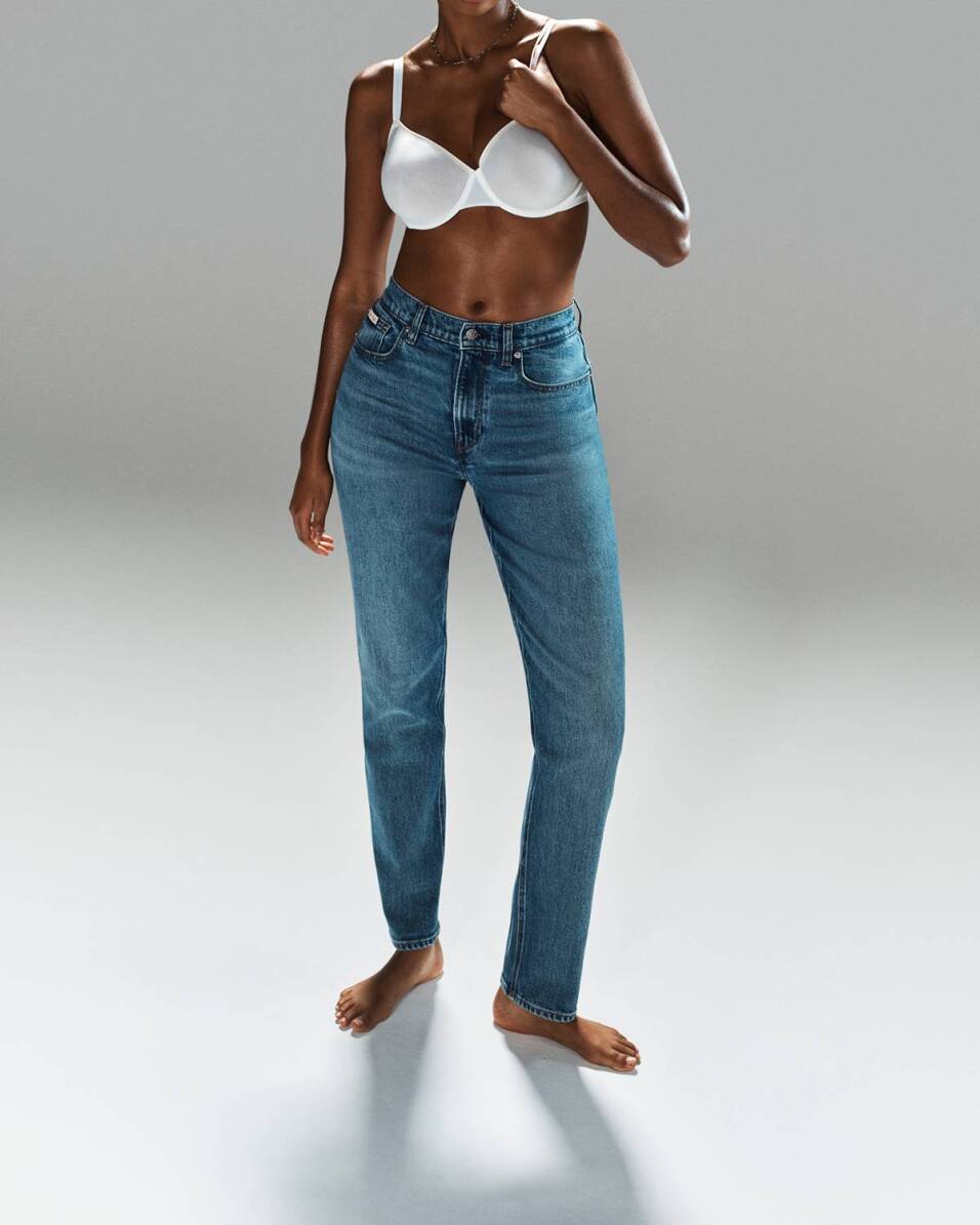fy26_dfg_w_look_06_main_desktop